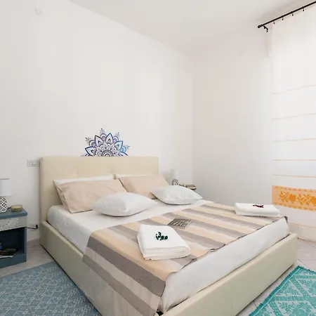 Flaluis Apartment *